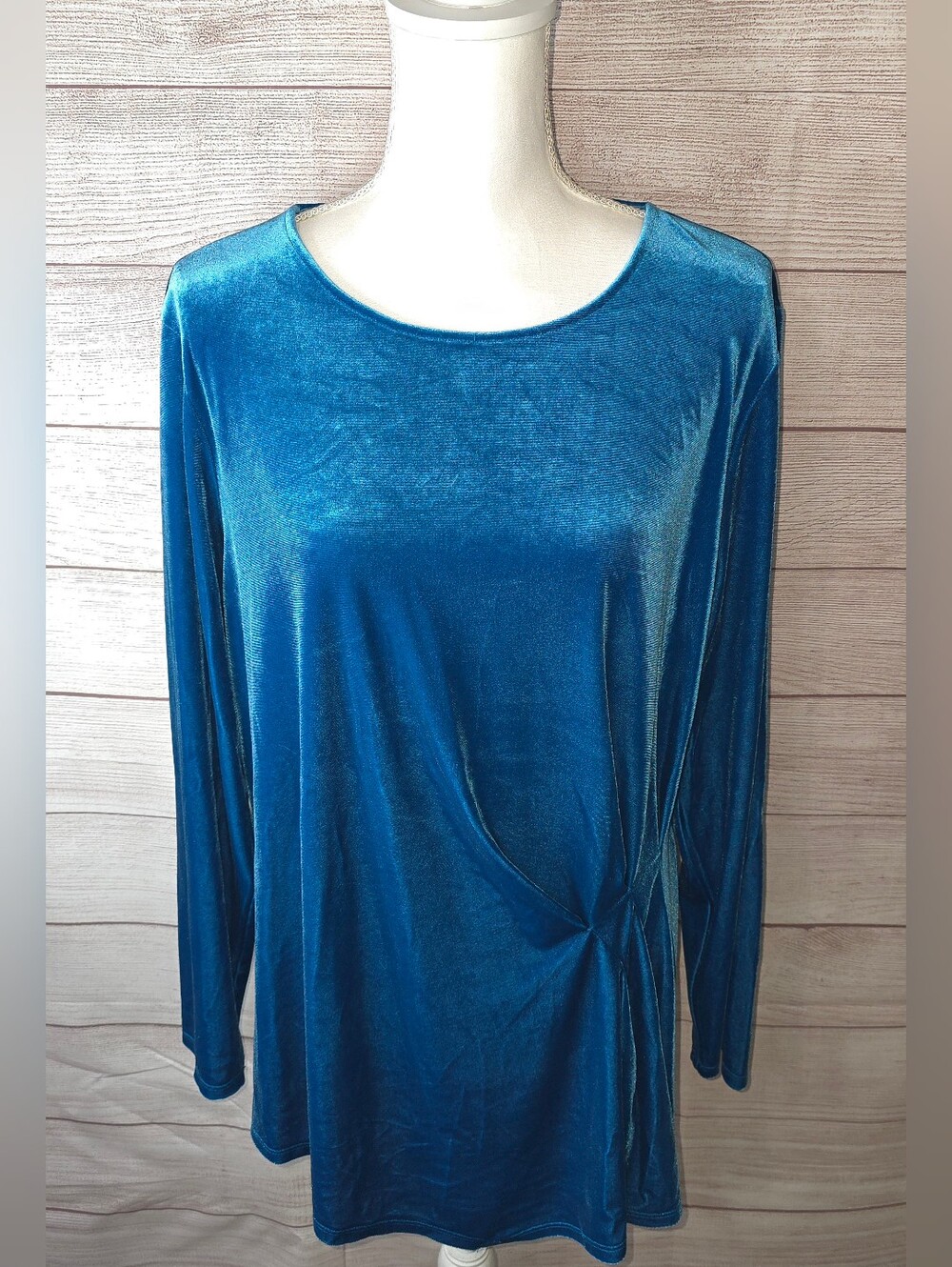 The Limited Collection Mykonos Blue Velvet Top NWT Size 1X